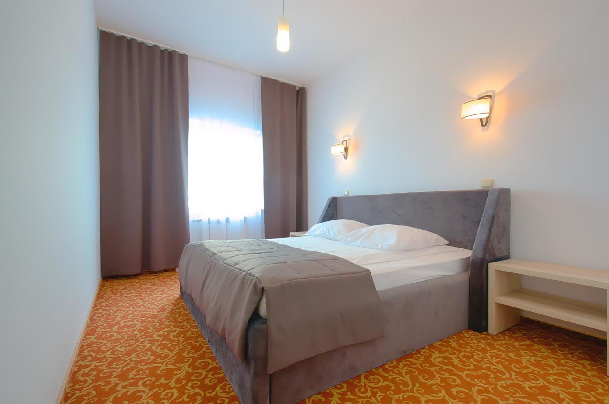 Hotel Sezam Махова Екстериор снимка