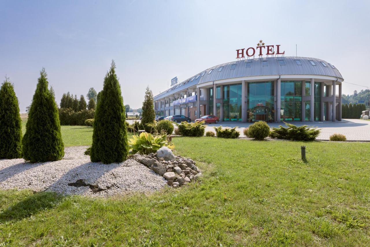 Hotel Sezam Махова Екстериор снимка